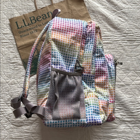 LL Bean Deluxe Book Pack - Picture 2 of 11